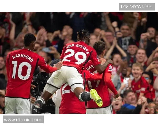 曼联与狼队全场精彩对决回顾及赛后分析