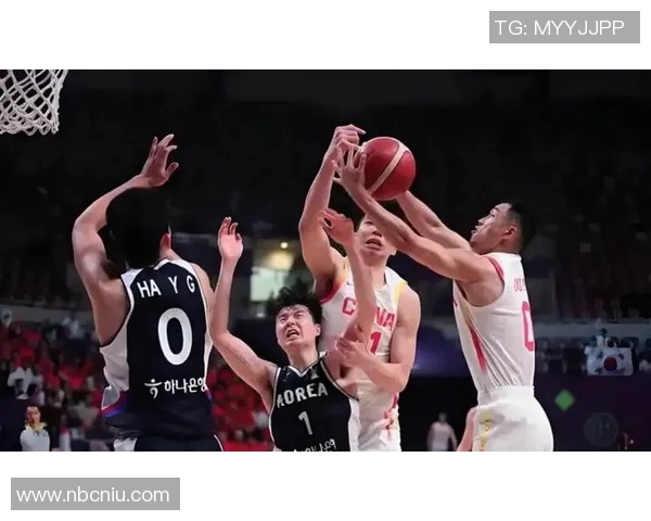 余嘉豪：从青涩少年到篮球场上的璀璨明星之路揭秘